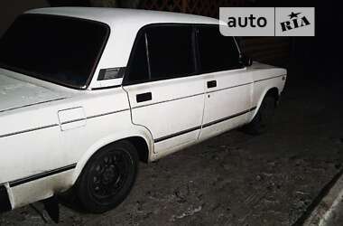 Седан ВАЗ / Lada 2107 1988 в Умани