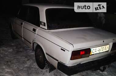 Седан ВАЗ / Lada 2107 1988 в Умани