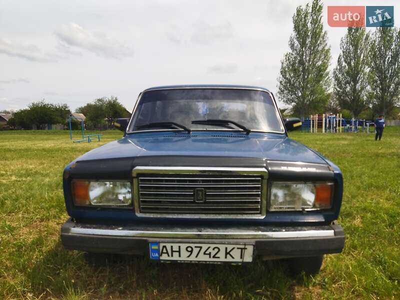 Седан ВАЗ / Lada 2107 2004 в Константиновке