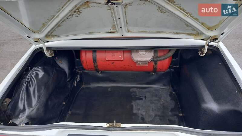 Седан ВАЗ / Lada 2107 2004 в Миколаєві