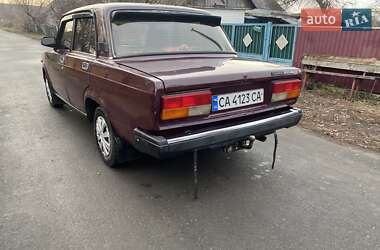 Седан ВАЗ / Lada 2107 2005 в Шполе
