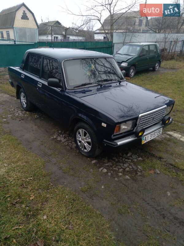 Седан ВАЗ / Lada 2107 2005 в Тетієві