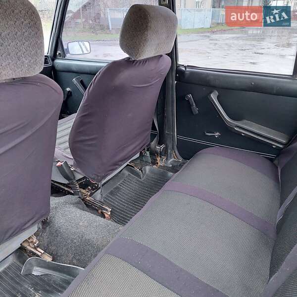 Седан ВАЗ / Lada 2107 2003 в Виноградові