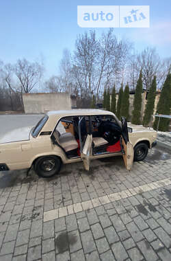 Седан ВАЗ / Lada 2107 1987 в Надворной