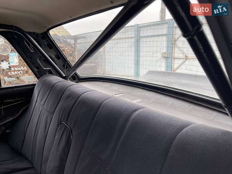 Седан ВАЗ / Lada 2107 2000 в Харкові