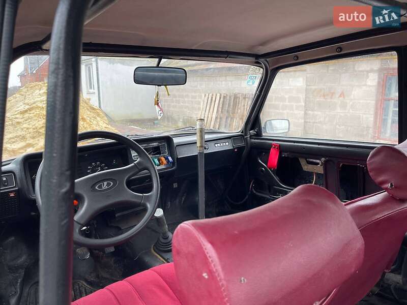 Седан ВАЗ / Lada 2107 2000 в Харкові