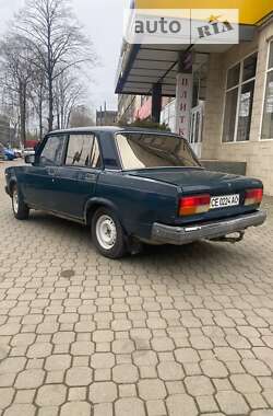 Седан ВАЗ / Lada 2107 1999 в Черновцах