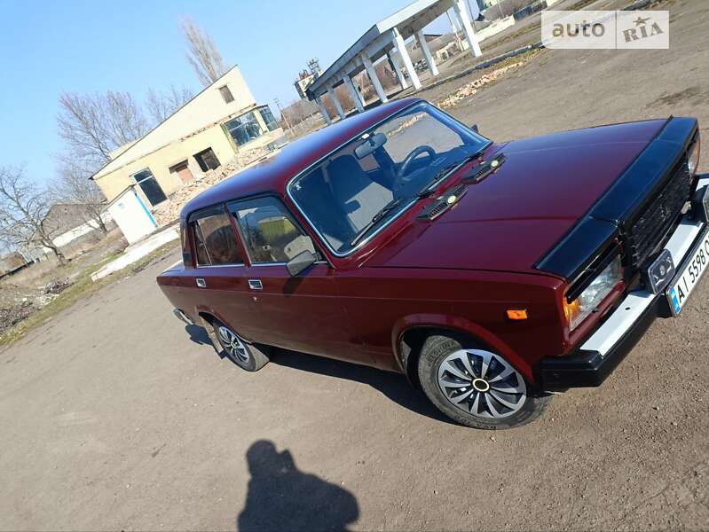 Седан ВАЗ / Lada 2107 2005 в Врадиевке