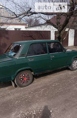 Седан ВАЗ / Lada 2107 1998 в Вольнянске