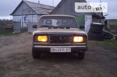 Седан ВАЗ / Lada 2107 1989 в Одессе