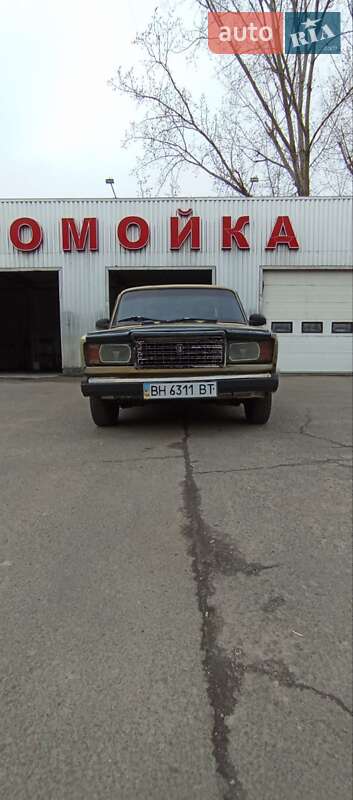 Седан ВАЗ / Lada 2107 1989 в Одессе