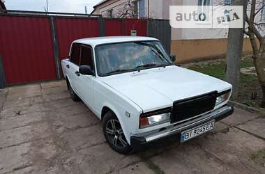 Седан ВАЗ / Lada 2107 1990 в Славянске