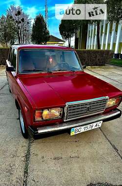 Седан ВАЗ / Lada 2107 1987 в Стрию