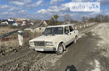 Седан ВАЗ / Lada 2107 1989 в Шепетовке
