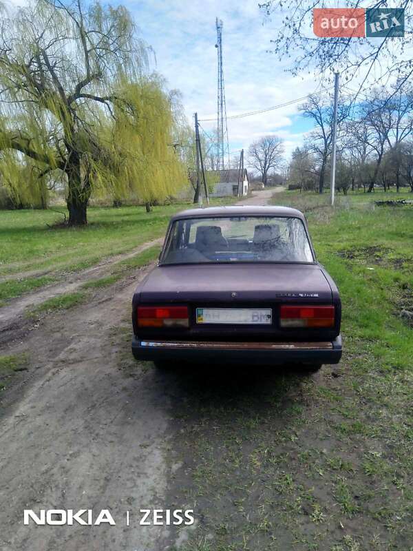 Седан ВАЗ / Lada 2107 2002 в Царичанці