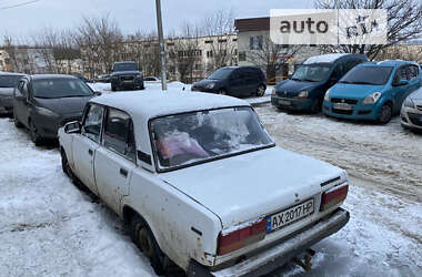 Седан ВАЗ / Lada 2107 2004 в Харькове
