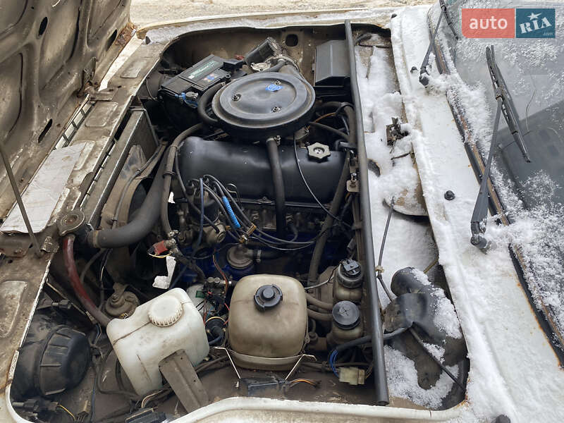 Седан ВАЗ / Lada 2107 2004 в Харькове