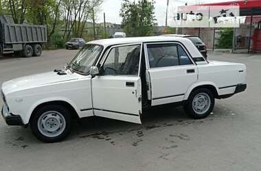 Седан ВАЗ / Lada 2107 1988 в Львове