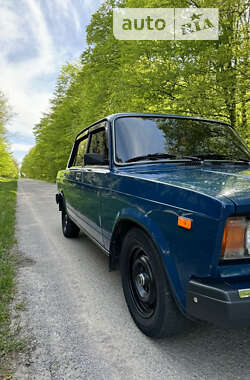 Седан ВАЗ / Lada 2107 2004 в Іллінцях