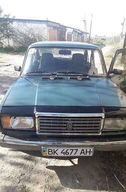 Седан ВАЗ / Lada 2107 2006 в Рівному