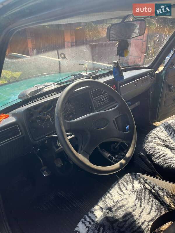 Седан ВАЗ / Lada 2107 2004 в Ужгороде