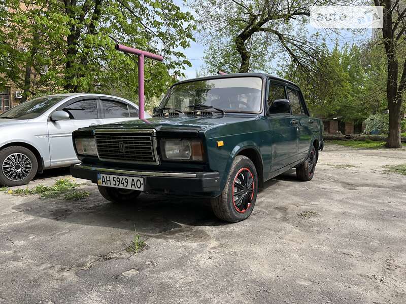 Седан ВАЗ / Lada 2107 2005 в Кременчуге