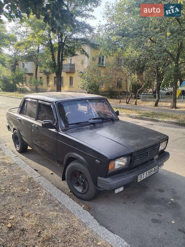 Седан ВАЗ / Lada 2107 1991 в Києві