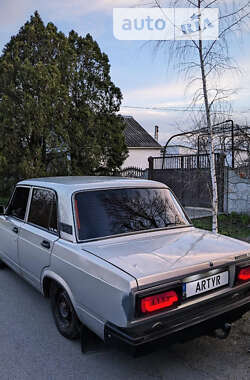 Седан ВАЗ / Lada 2107 2007 в Дніпрі