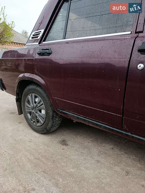 Седан ВАЗ / Lada 2107 2006 в Кропивницькому