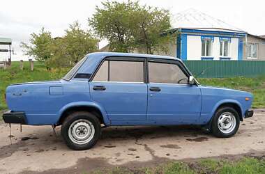 Седан ВАЗ / Lada 2107 2005 в Умани