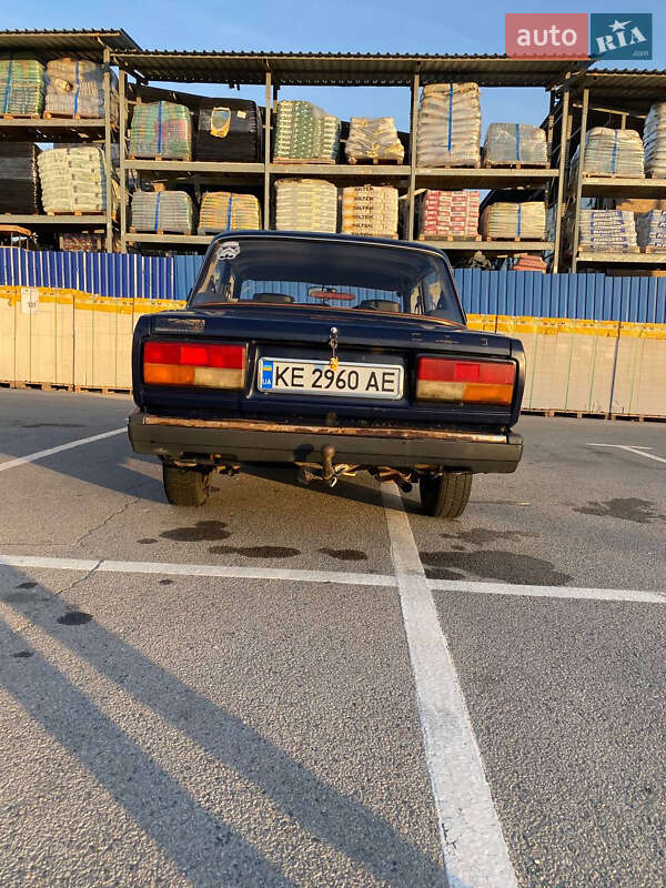 Седан ВАЗ / Lada 2107 2007 в Дніпрі