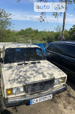 Седан ВАЗ / Lada 2107 1990 в Тальном