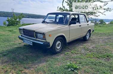 Седан ВАЗ / Lada 2107 1987 в Днепре