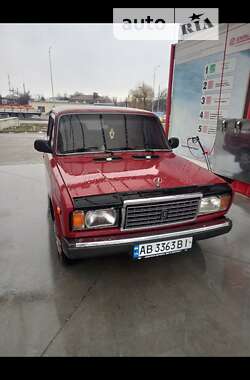 Седан ВАЗ / Lada 2107 1998 в Виннице