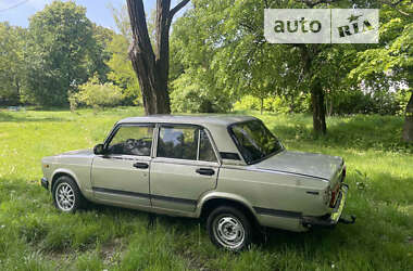 Седан ВАЗ / Lada 2107 1992 в Чернівцях