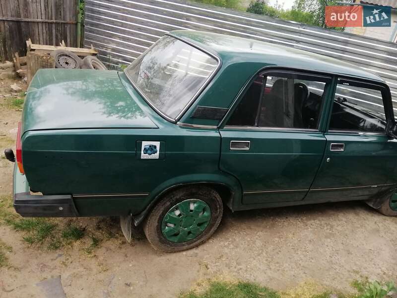Седан ВАЗ / Lada 2107 2005 в Житомирі