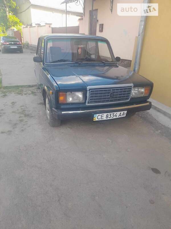 Седан ВАЗ / Lada 2107 2005 в Черновцах