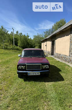 Седан ВАЗ / Lada 2107 2004 в Тячеве