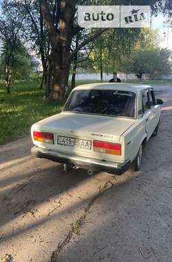 Седан ВАЗ / Lada 2107 1990 в Вольногорске
