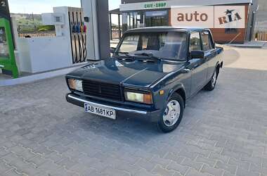 Седан ВАЗ / Lada 2107 2005 в Могилев-Подольске