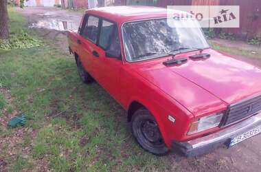 Седан ВАЗ / Lada 2107 1996 в Нежине