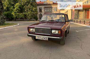Седан ВАЗ / Lada 2107 1998 в Киеве