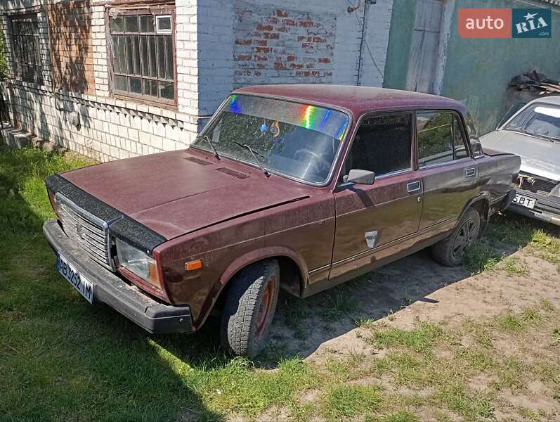 Седан ВАЗ 2107 2006 в 