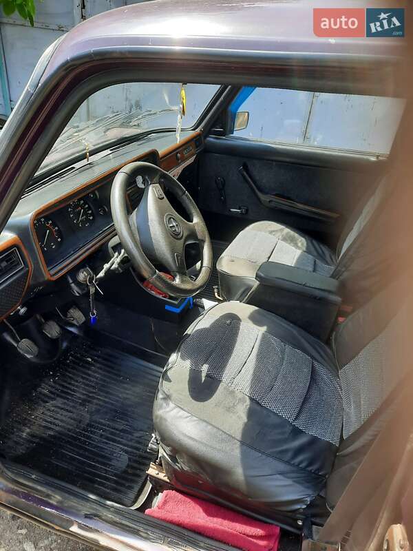 Седан ВАЗ / Lada 2107 1999 в Умани