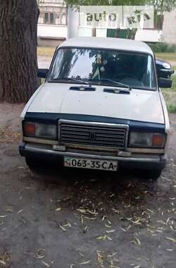 Седан ВАЗ / Lada 2107 1993 в Шостке