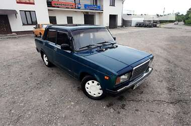 Седан ВАЗ 2107 2005 в 