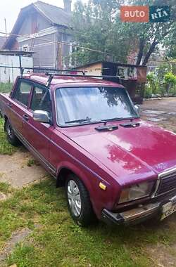 Седан ВАЗ 2107 2003 в 