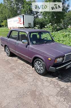 Седан ВАЗ / Lada 2107 2002 в Калуші