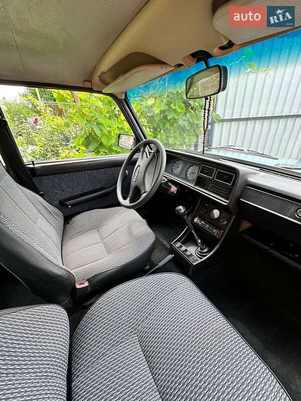 Седан ВАЗ / Lada 2107 2005 в Днепре фото 9 Седан ВАЗ / Lada 2107 2005 в Днепре