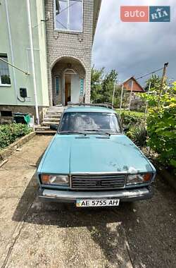 Седан ВАЗ / Lada 2107 2005 в Дніпрі